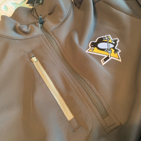 Pittsburgh Penguins 1/4 zip Mens Large - Picture 5 of 6